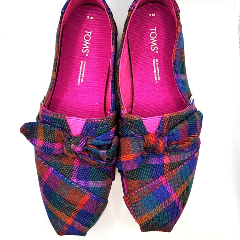TOMS canvas shoes